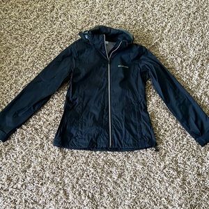 Columbia raincoat with hood.